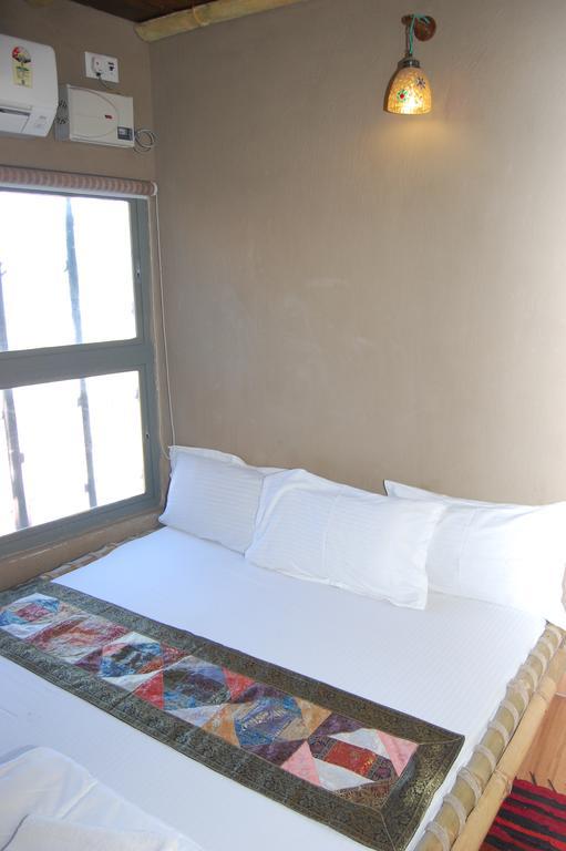 Shri Guest House Váránasí Pokoj fotografie