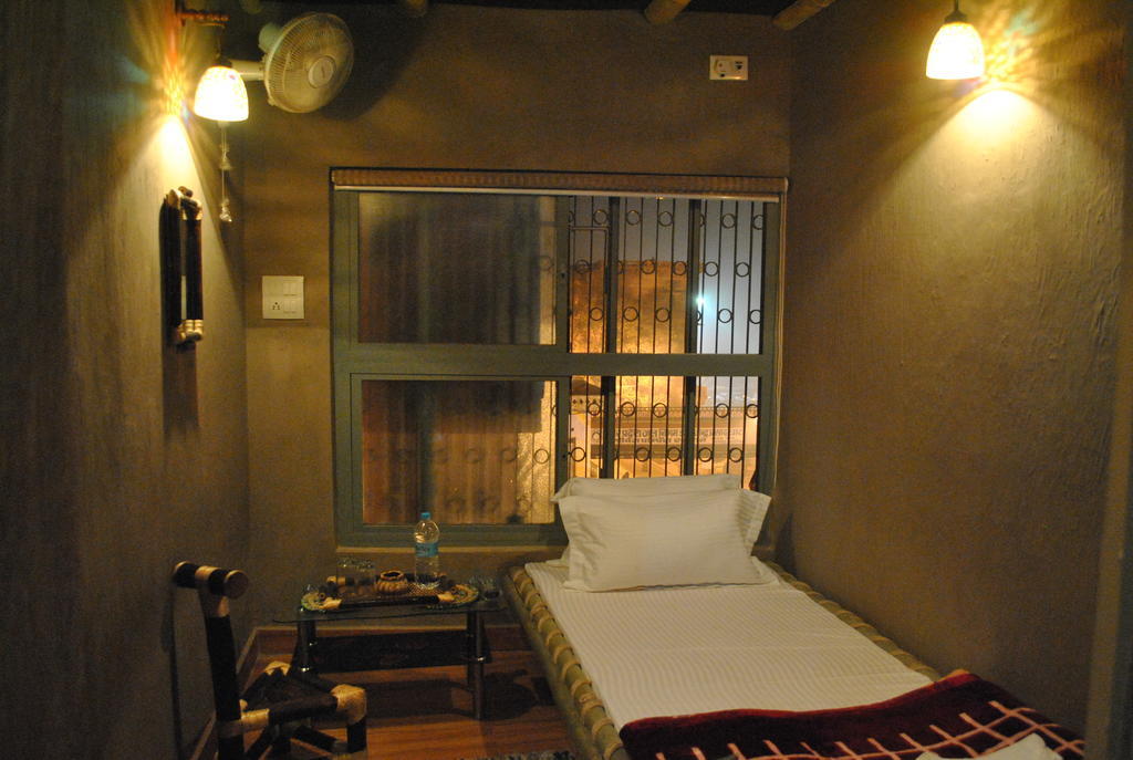 Shri Guest House Váránasí Pokoj fotografie